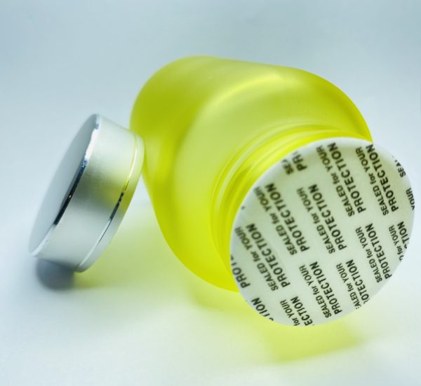 120ml - Frosted Glass Yellow Bottle with Metallic Silver Cap - Image 4